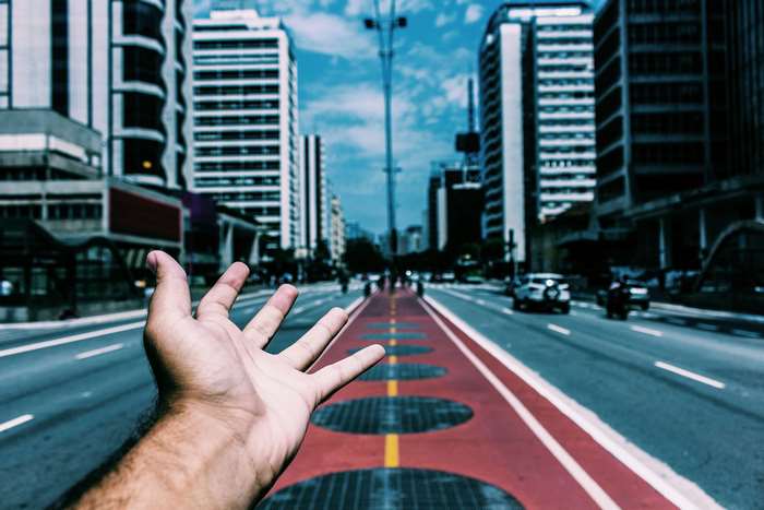 Hand reaching out on Avenida Paulista, Sao Paulo 4K