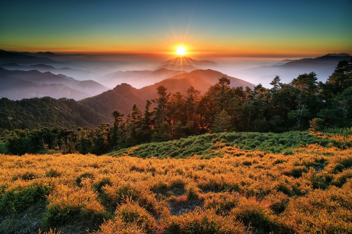 Sunset over mountains in Taroko National Park, Taiwan