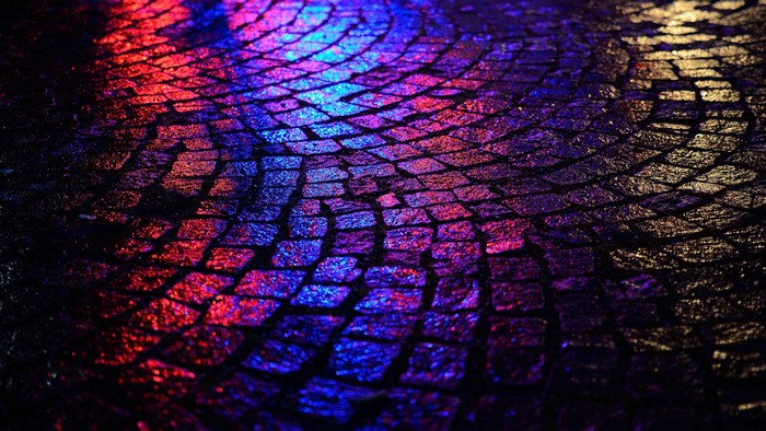 4K paving stone reflection