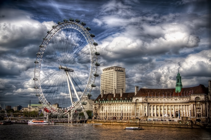 London Eye and buildings on the Thames