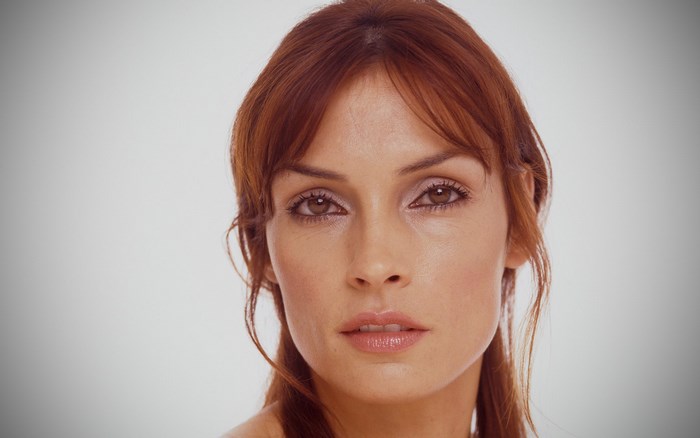 Famke Janssen portrait