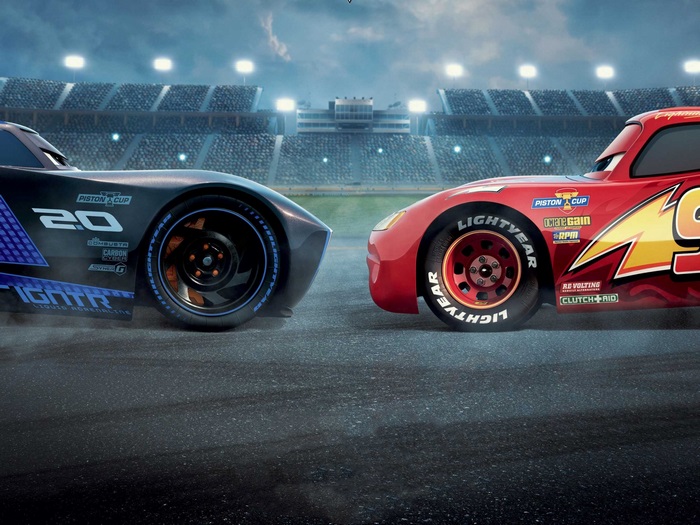 Cars 3 Lightning McQueen and Jackson Storm Face-off