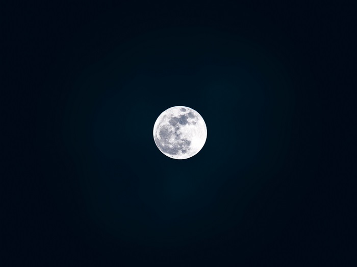 Full moon in dark sky 4K