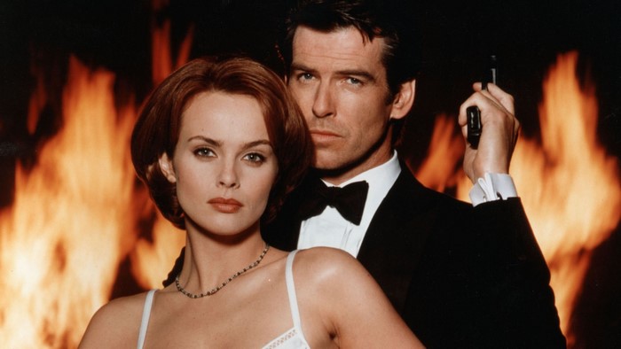 James Bond and Izabella Scorupco in GoldenEye