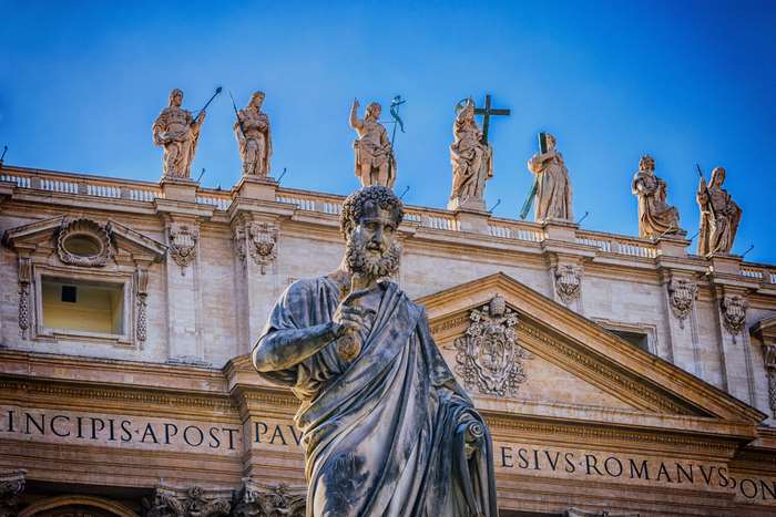 Statue of Saint Peter in front of St. Peter's Basilica, Rome 4K
