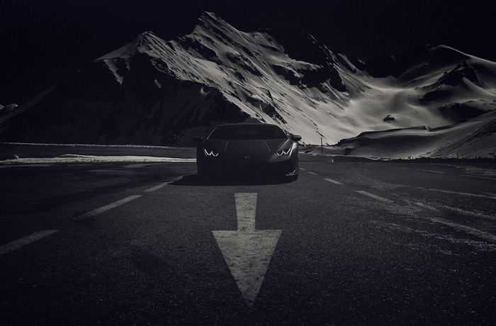 Lamborghini Huracan Performante in Monochrome 4K