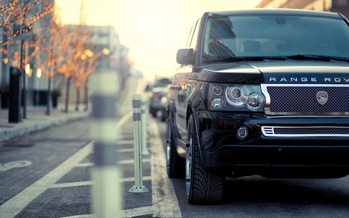 Black Range Rover on a City Street