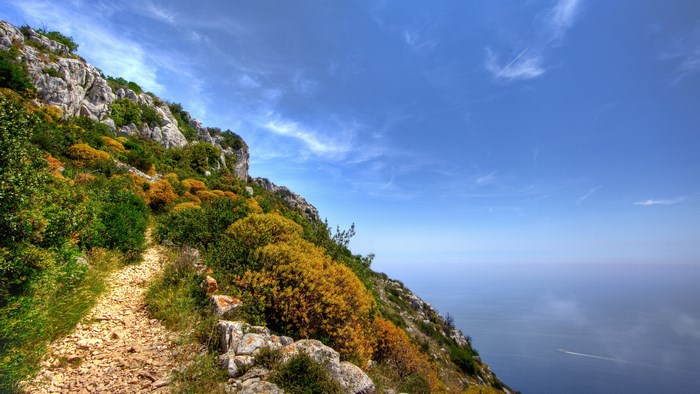Mountain path overlooking the sea