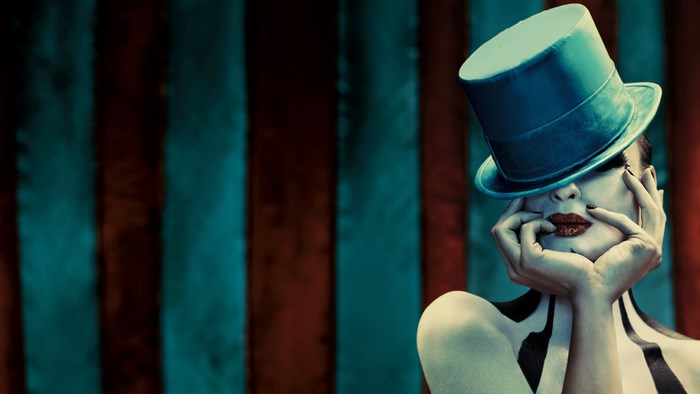 Woman in Top Hat with Body Paint from American Horror Story