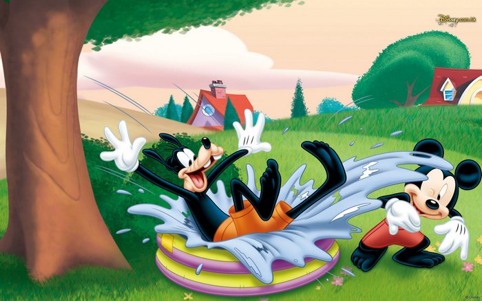 Mickey Mouse and Goofy playing in a kiddie pool