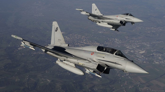 Two Eurofighter Typhoons in flight
