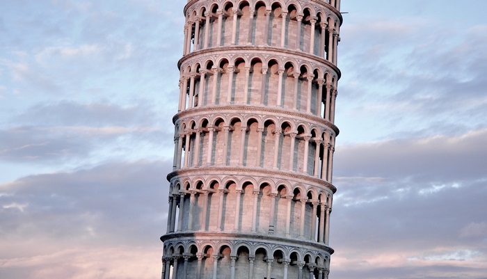 Tower of Pisa 4K