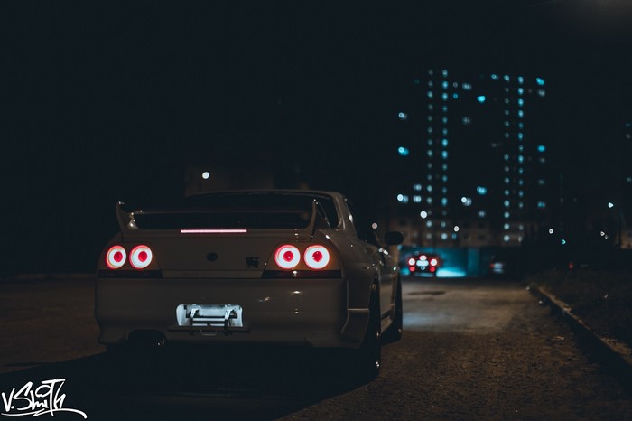 Nissan Skyline GT-R at night