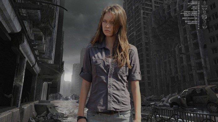 Sarah Connor from Terminator: The Sarah Connor Chronicles in a ruined city