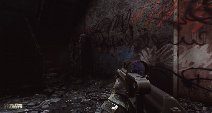 Escape from Tarkov first-person shooter gameplay