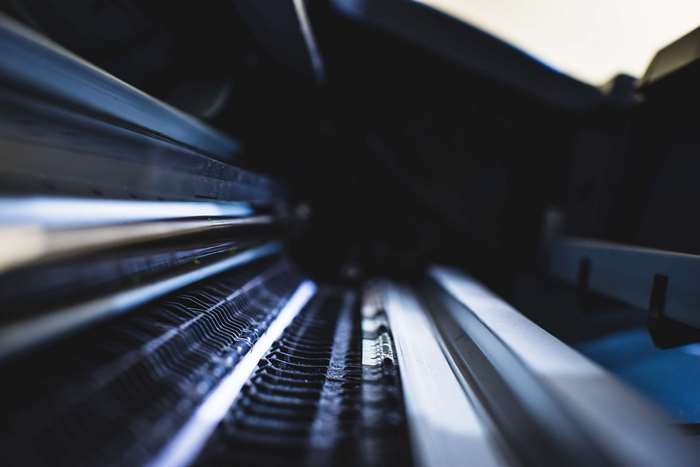 Inside HP plotter mechanics, shallow depth of field 4K