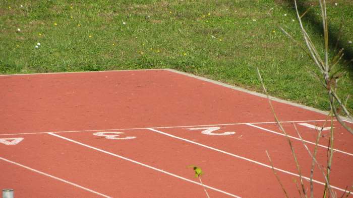 Running track lanes with numbers