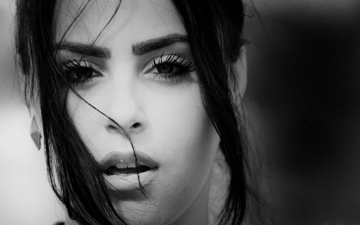Black and white portrait of a young woman