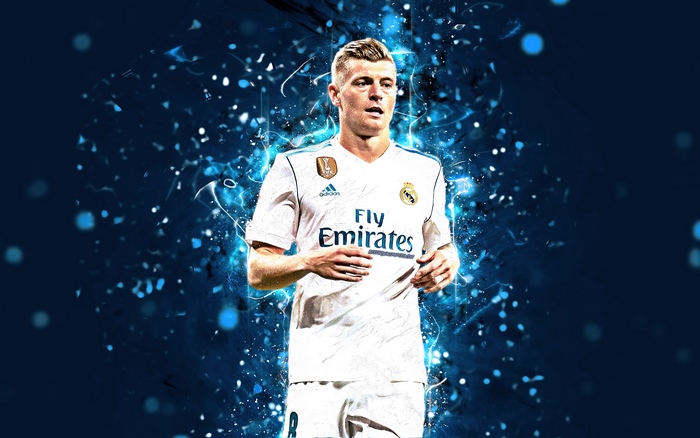 Toni Kroos in Real Madrid Jersey with Blue Energy Effect