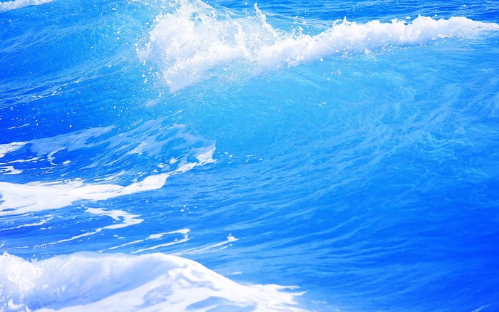 Ocean wave with white foam