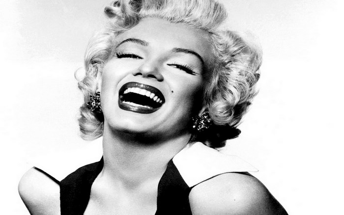 Marilyn Monroe laughing