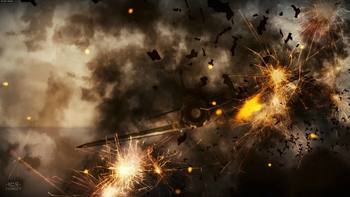 War Thunder airplane explosion sparks
