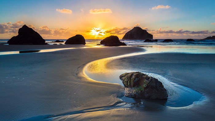 4K Sunset Beach with Rocks and Water