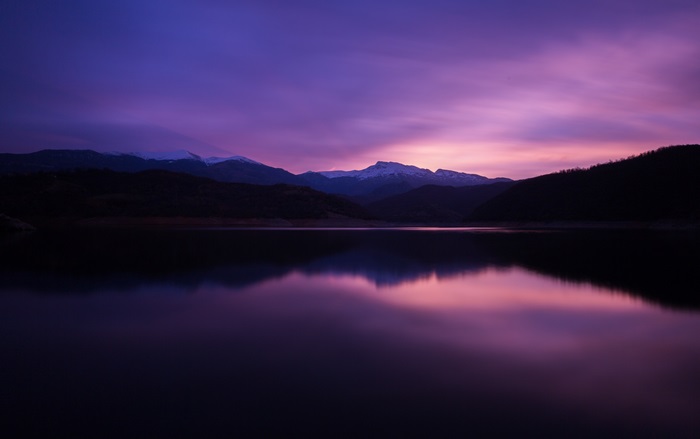 Mountains and lake at dusk, 4K