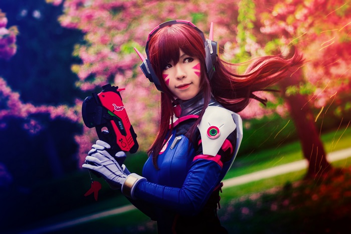 D.Va from Overwatch Cosplay 4K