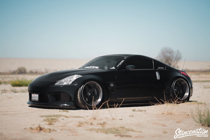 Black Nissan 350Z on StanceNation