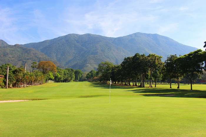Golf course with mountains in Avila, Venezuela 4K