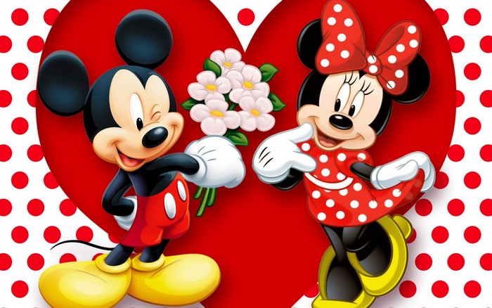 Mickey and Minnie Mouse Romantic Moment