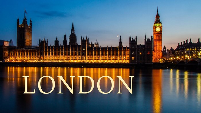 London skyline with Big Ben and Parliament at dusk