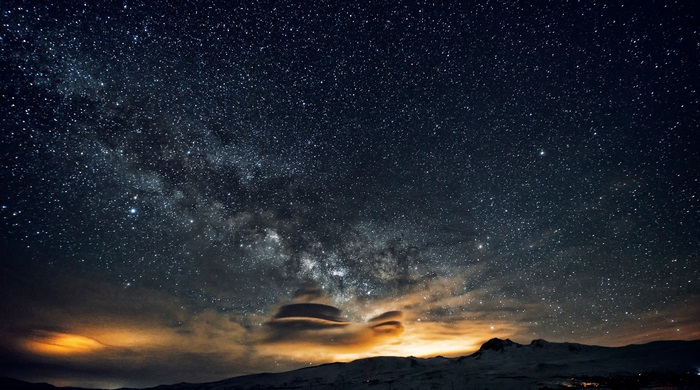 Night sky with Milky Way and mountains 4K