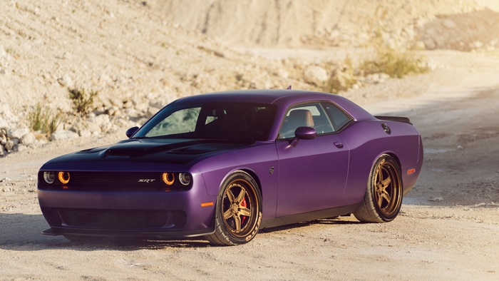 Purple Dodge Challenger SRT Hellcat 4K