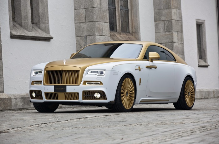 Mansory Rolls Royce Wraith with Gold Accents 4K
