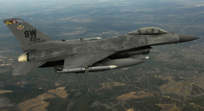 F-16 Fighting Falcon aircraft in flight