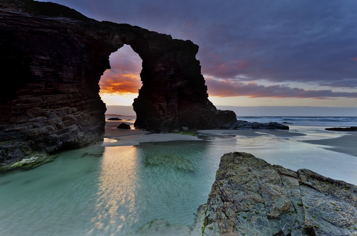 Playa de las Catedrales 4K