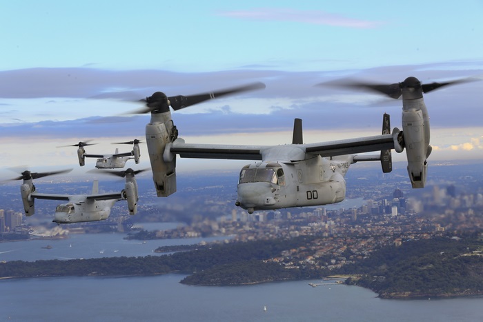 Bell Boeing V-22 Osprey formation 4K
