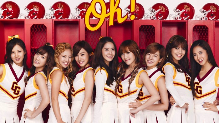 Girls Generation members in cheerleading outfits