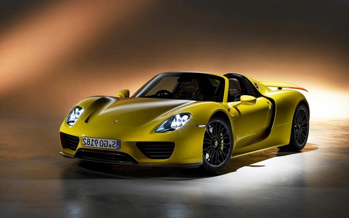 Yellow Porsche 918 Spyder Sports Car