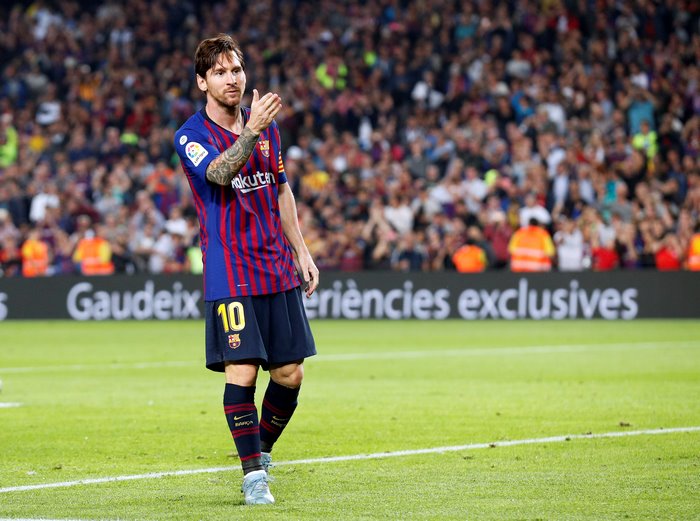Lionel Messi Celebrates in FC Barcelona Jersey
