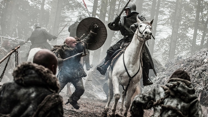 Battle between Wildlings and Stannis Baratheon's forces in Game of Thrones