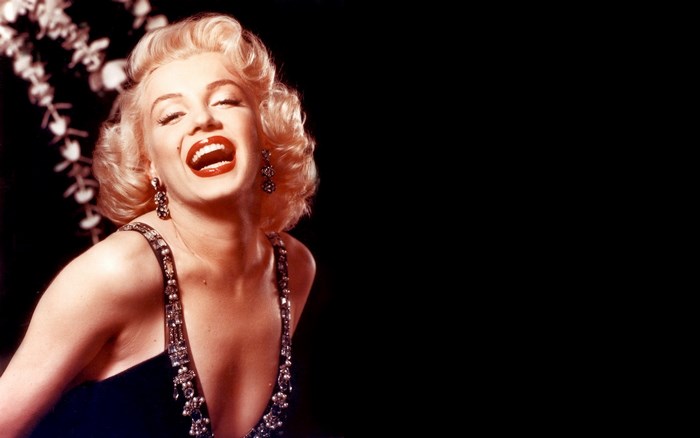 Marilyn Monroe laughing