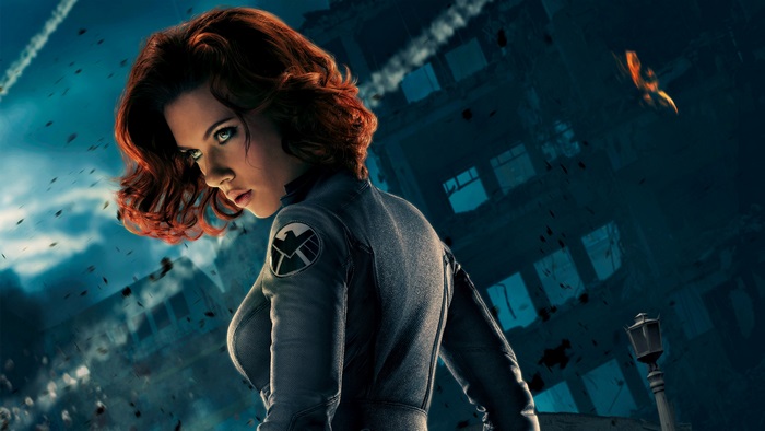 Black Widow Intense 4K Action Portrait