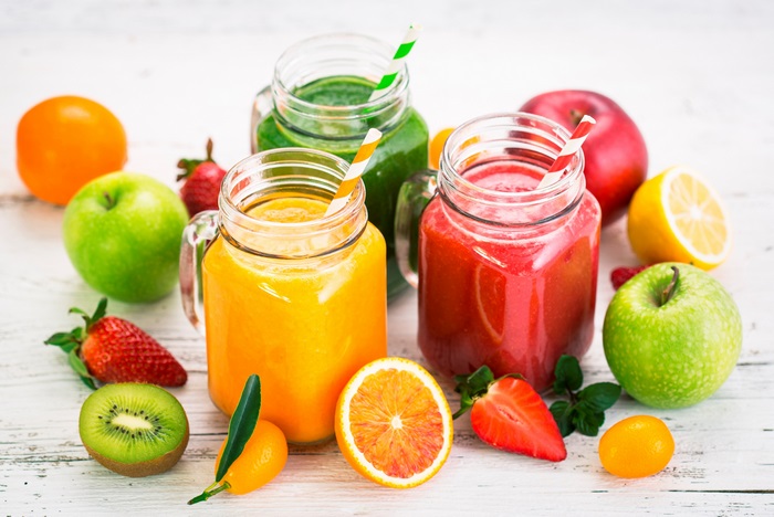 Smoothies with fruits and vegetables 4K