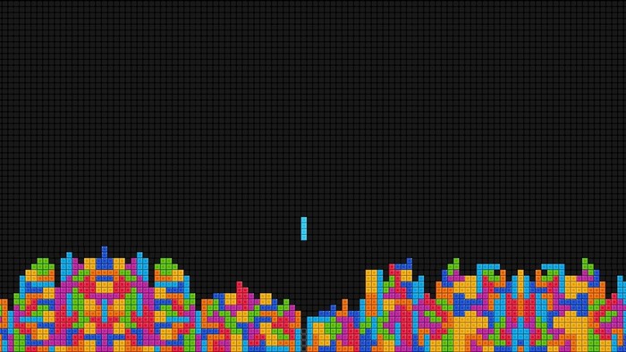 Tetris game with falling blue piece