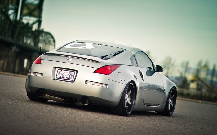 Silver Nissan 350Z with custom wheels
