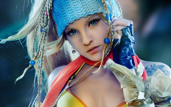 Rikku from Final Fantasy cosplay