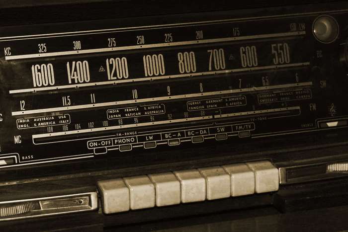 Retro radio with frequency dial